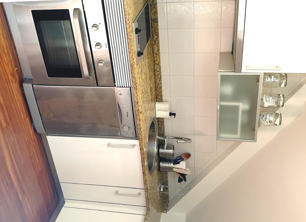 Coqueto Apartamento Centrico Con Garaje Apartment Vigo Bagian luar foto